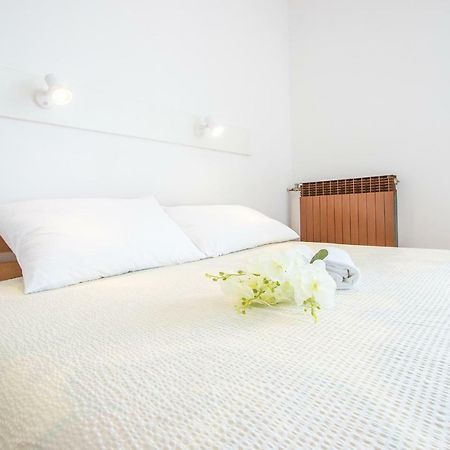 Pansion Oliva Hotel Krnica Eksteriør billede