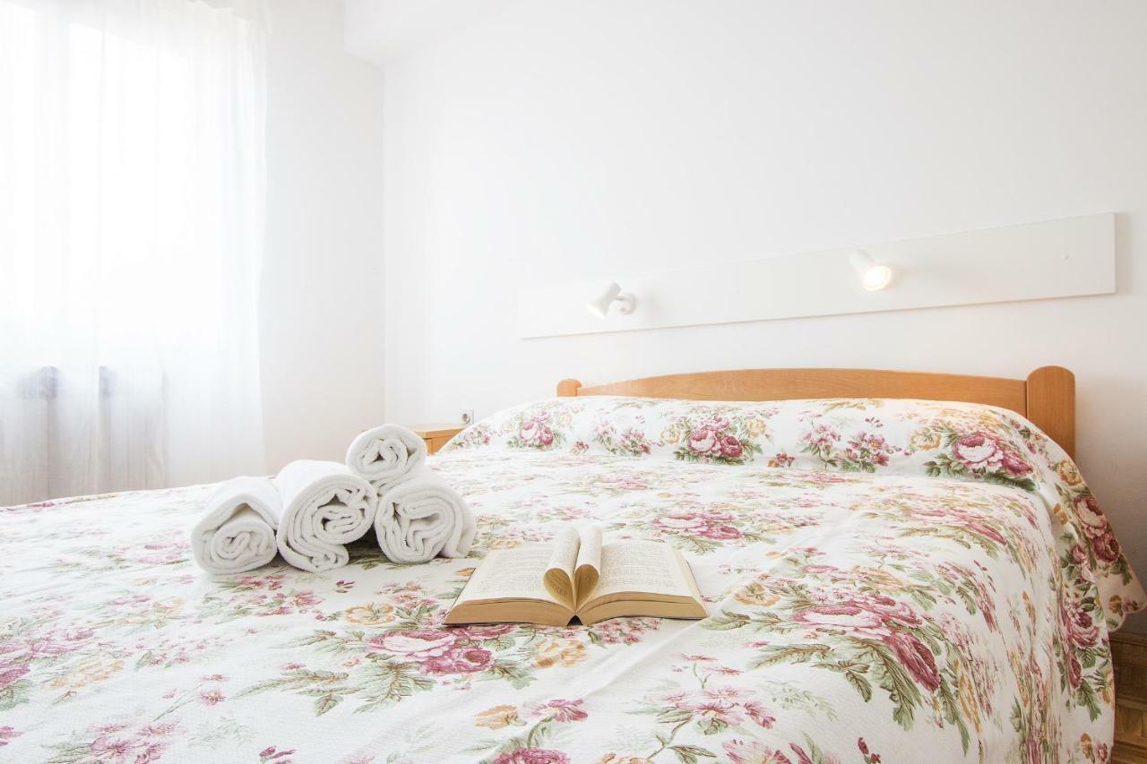 Pansion Oliva Hotel Krnica Eksteriør billede
